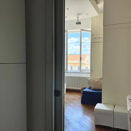 Square In Centro Citta 公寓 萨尔扎纳