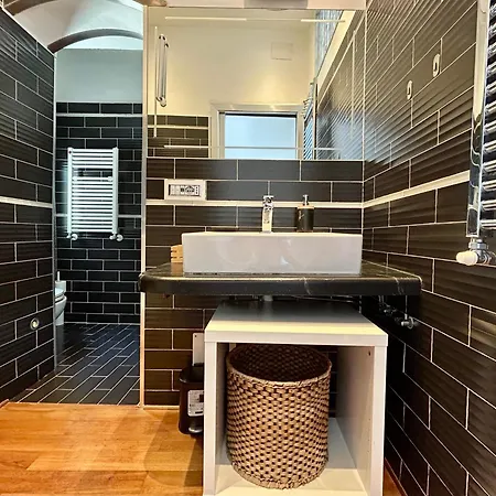 Square In Centro Citta Διαμέρισμα